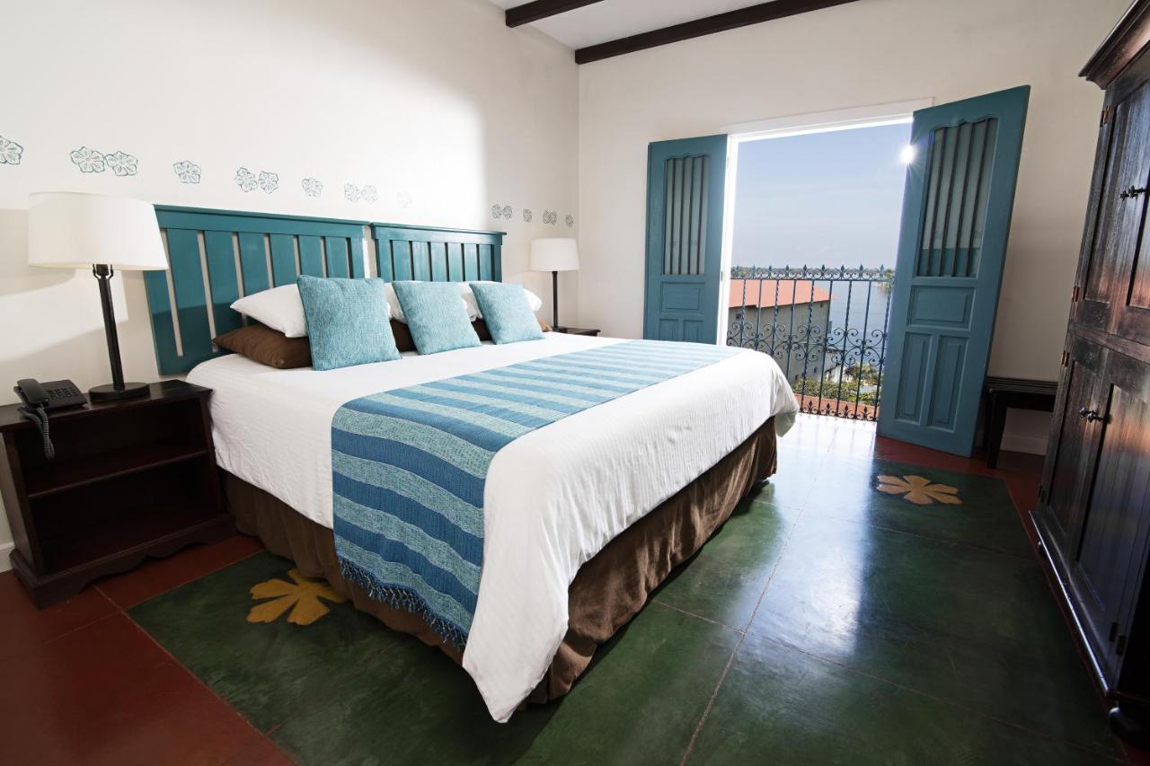 Hotel Isla De ฟลอเรส ภายนอก รูปภาพ